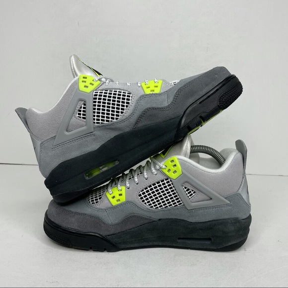 Nike Air Jordan 4 Retro SE GS “Neon 95” NEW 2020 - Picture 3 of 4